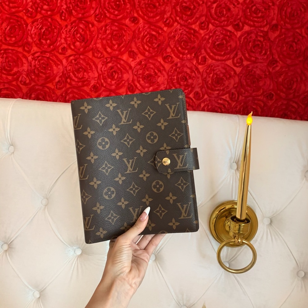 LV Louis Vuitton Large ring agenda cover/planner